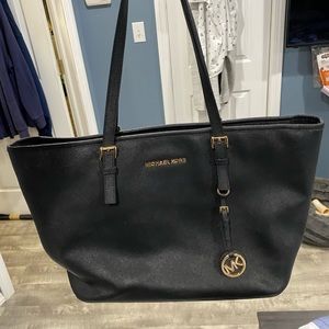 womens michael kors bag